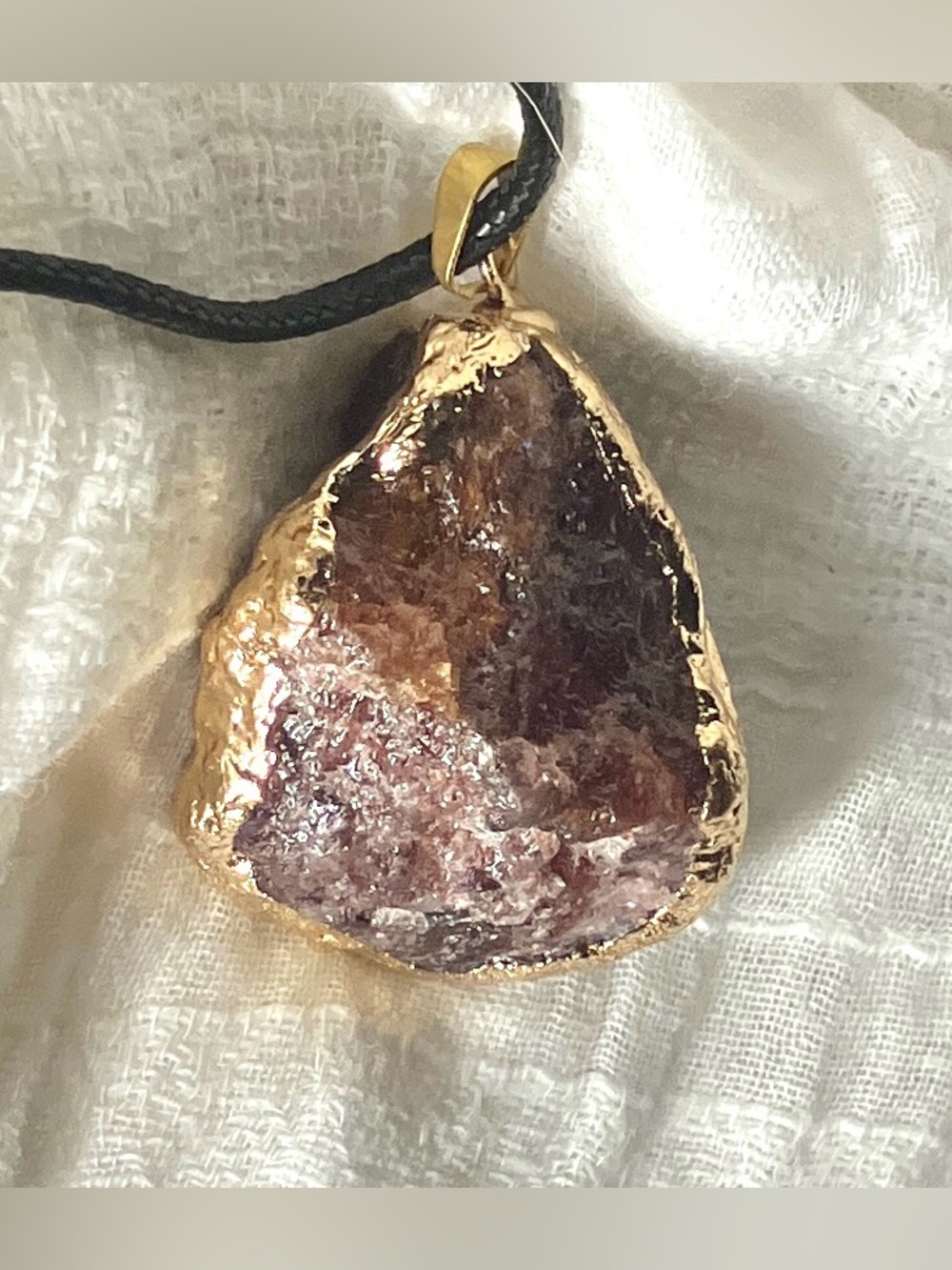 Raw Almandine Garnet Pendant Necklace 💜❤️